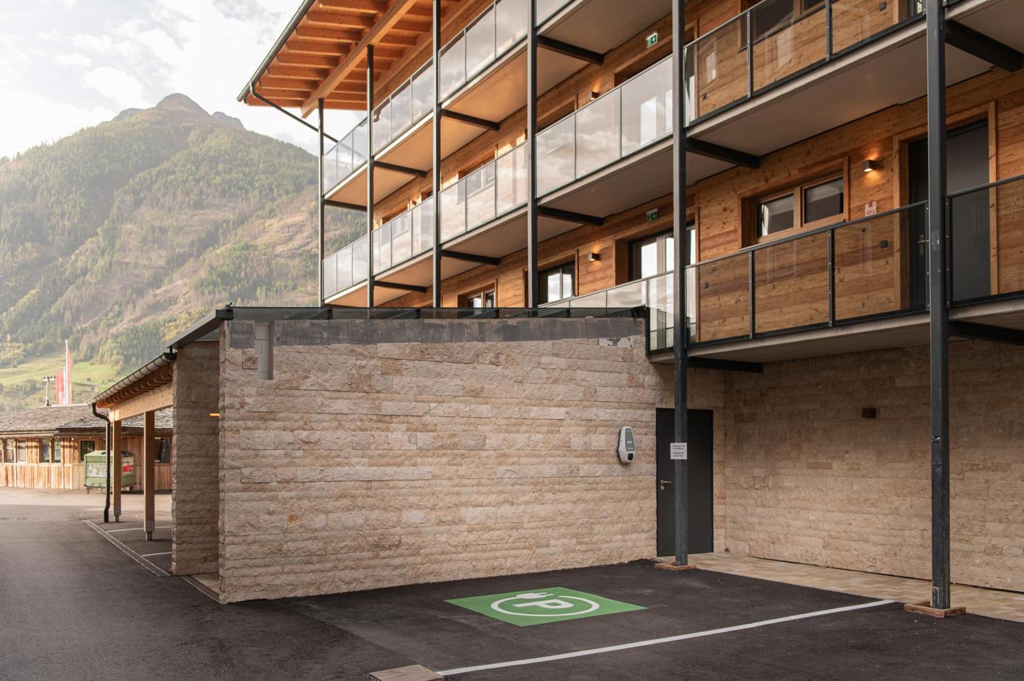 Alpenparks Montana Apartments Matrei in Osttirol Ngoại thất bức ảnh