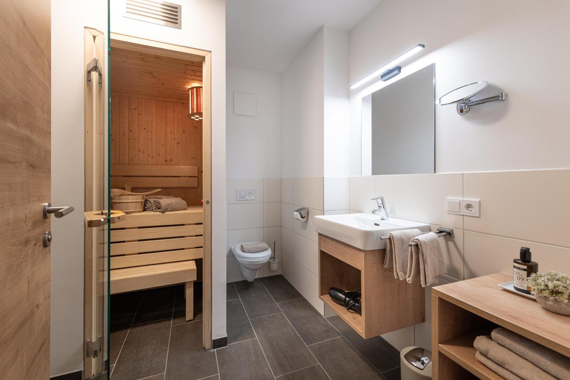 Alpenparks Montana Apartments Matrei in Osttirol Ngoại thất bức ảnh