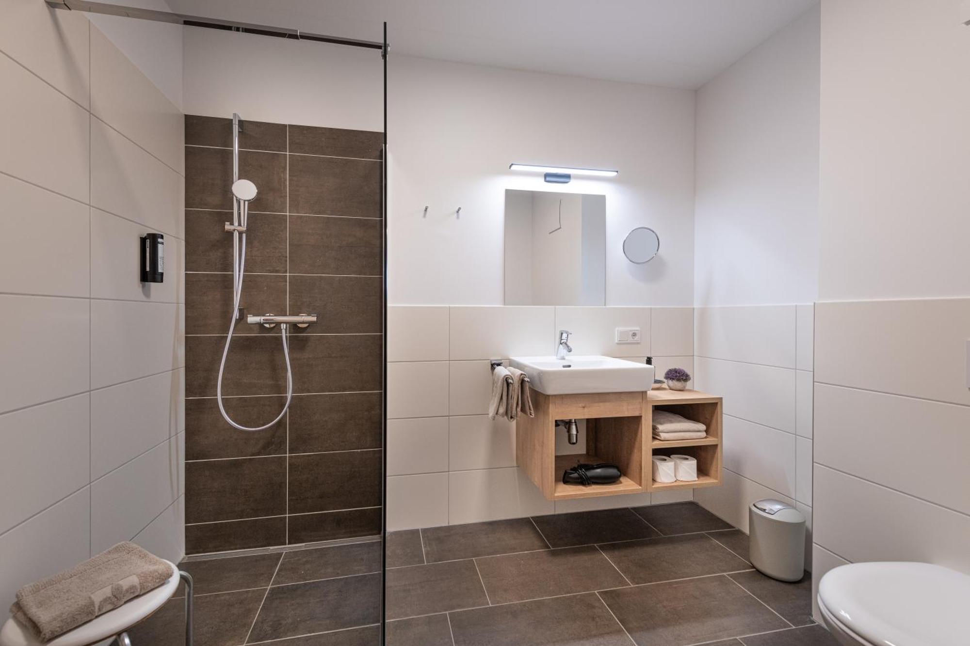 Alpenparks Montana Apartments Matrei in Osttirol Phòng bức ảnh